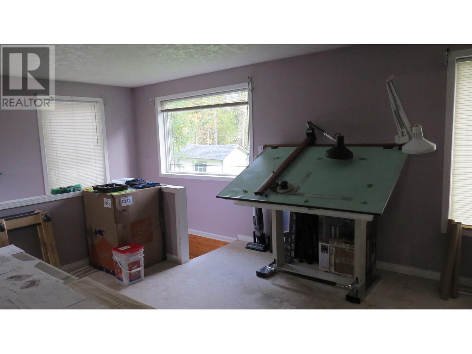 942 MAPLE DRIVE, Quesnel