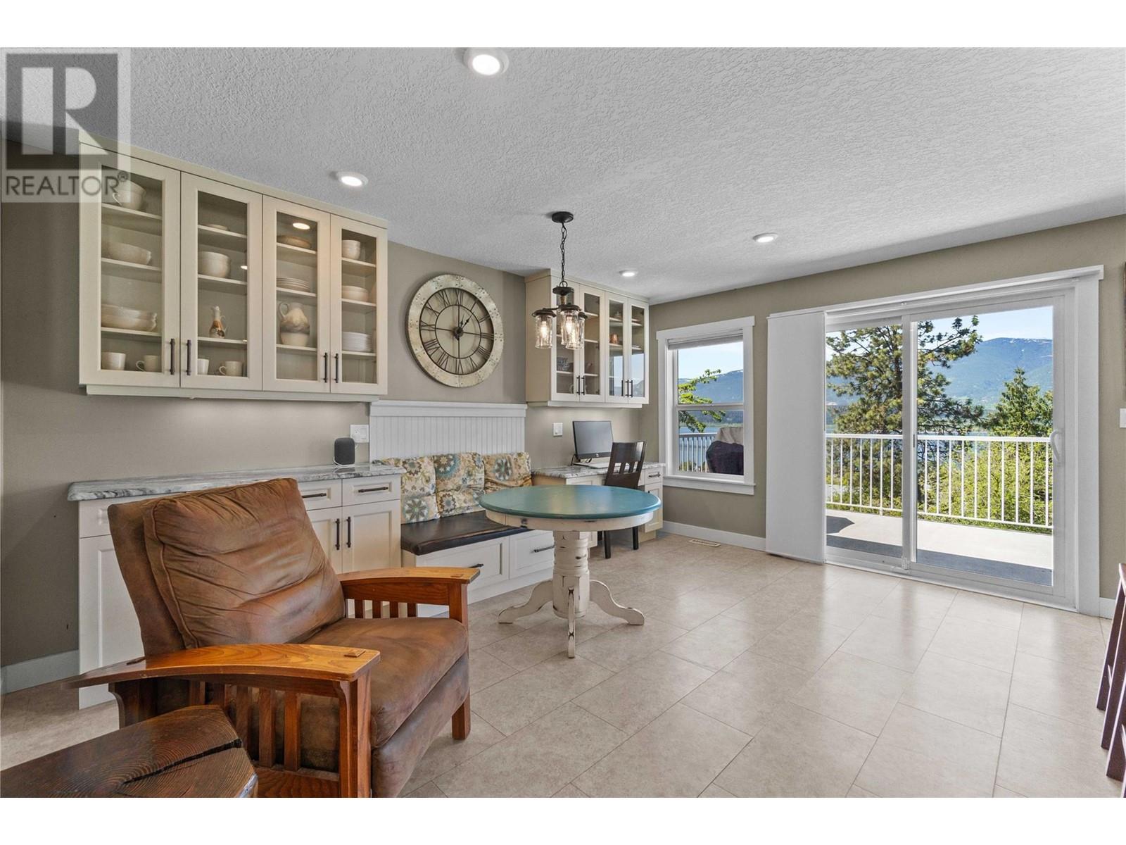 4771 16 Street Northeast, Salmon Arm