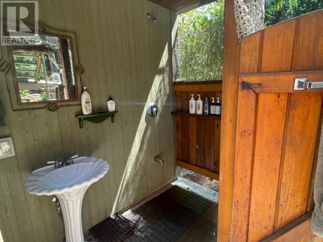 1474 SAVARY ISLAND RD, Savary Island