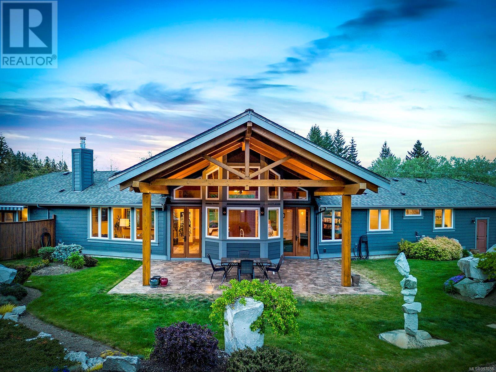 1151 Anderton Rd, Comox
