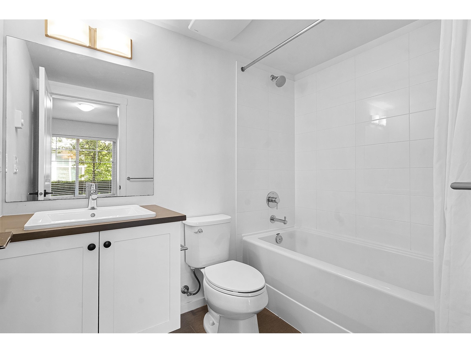 100 15268 28 AVENUE, Surrey real estate listing R2997932