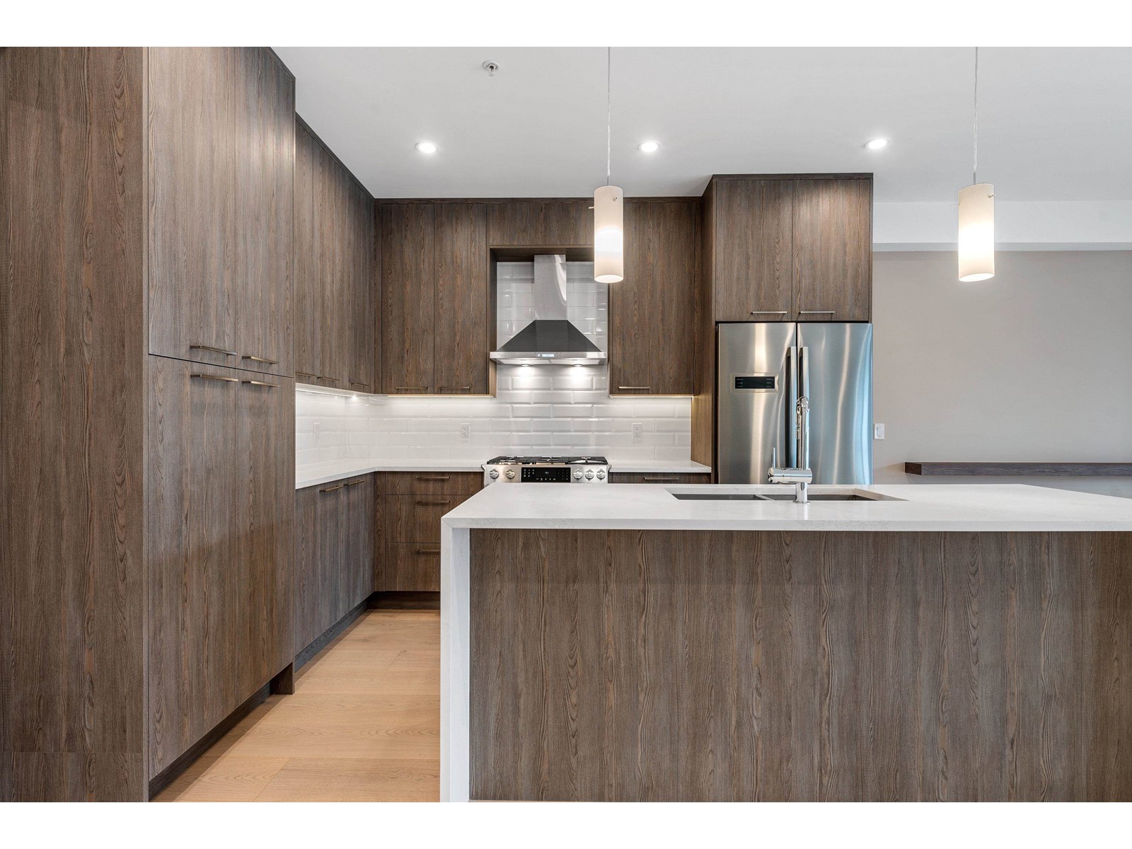 205 3175 COLUMBIA VALLEY ROAD, Cultus Lake North, Cultus Lake