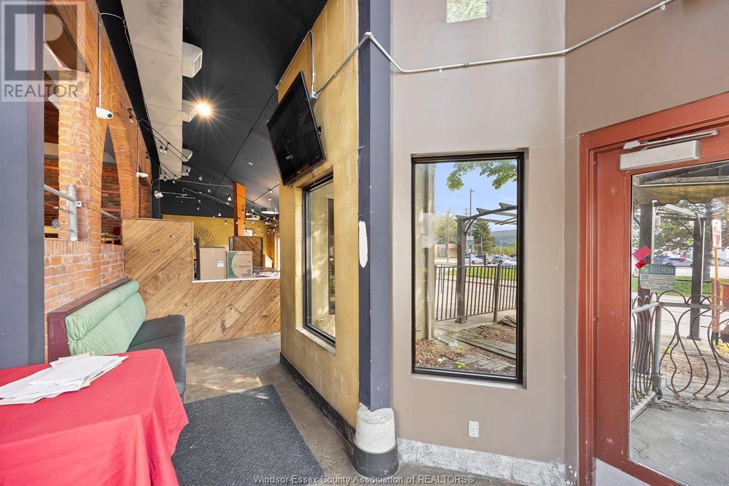 Photo 11 of 620 University Avenue West, Windsor ON