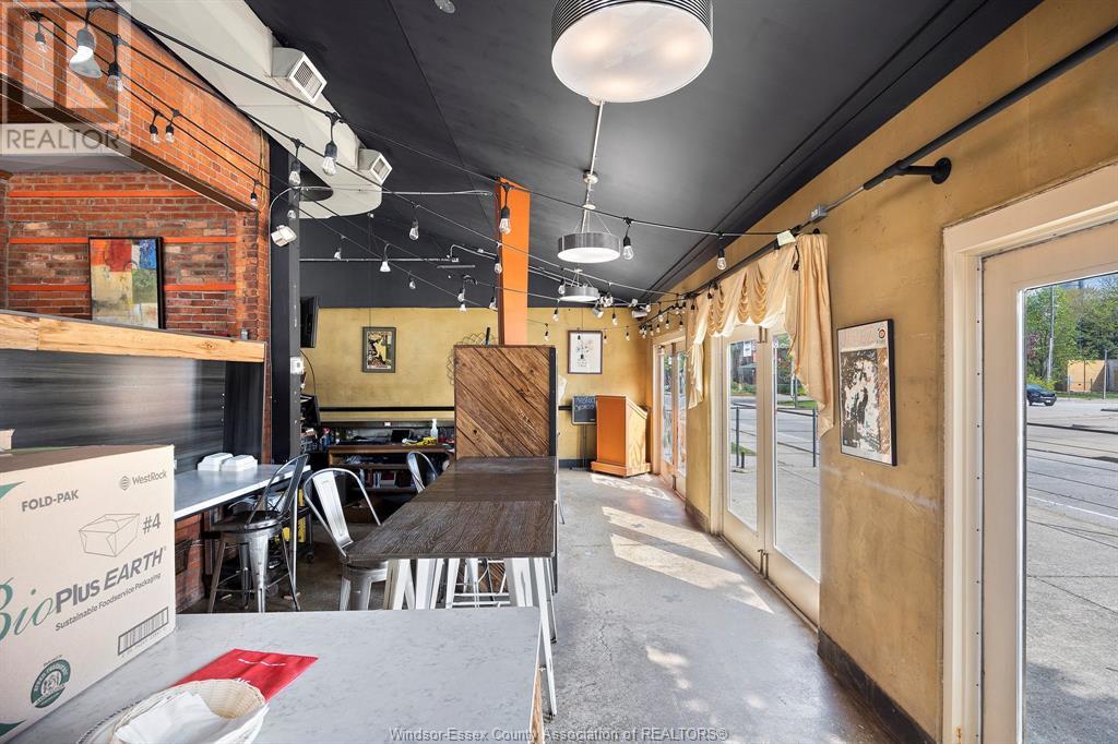 Photo 12 of 620 University Avenue West, Windsor ON