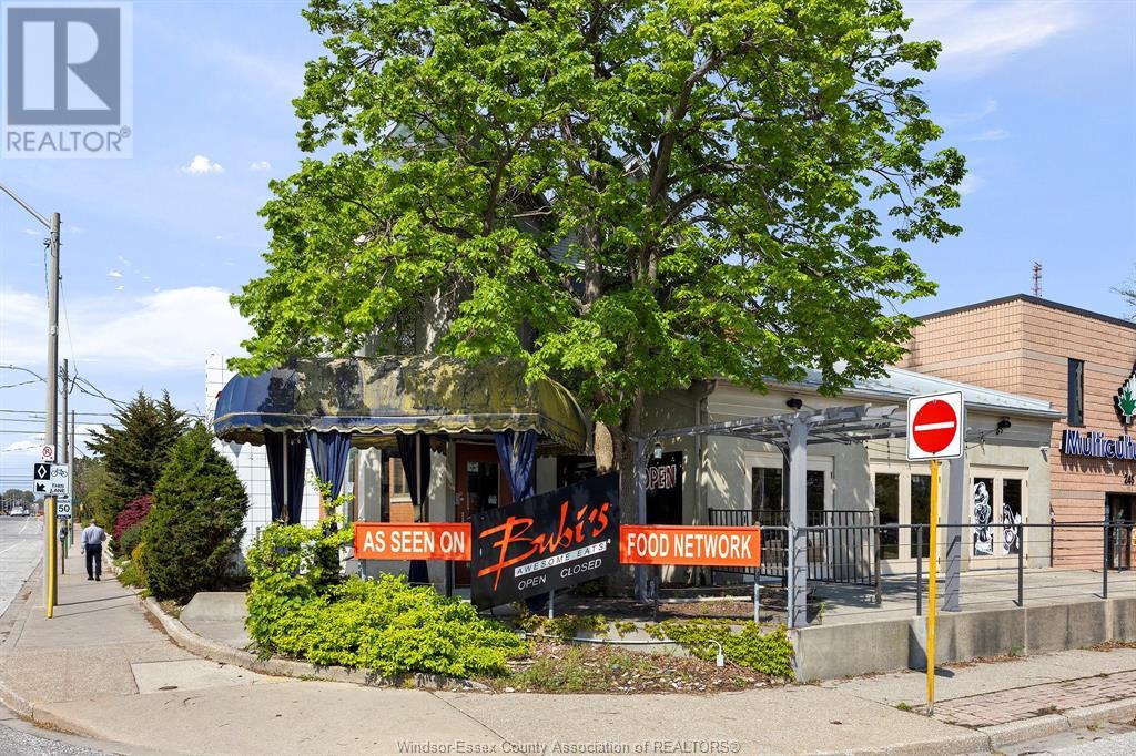 Photo 2 of 620 University Avenue West, Windsor ON