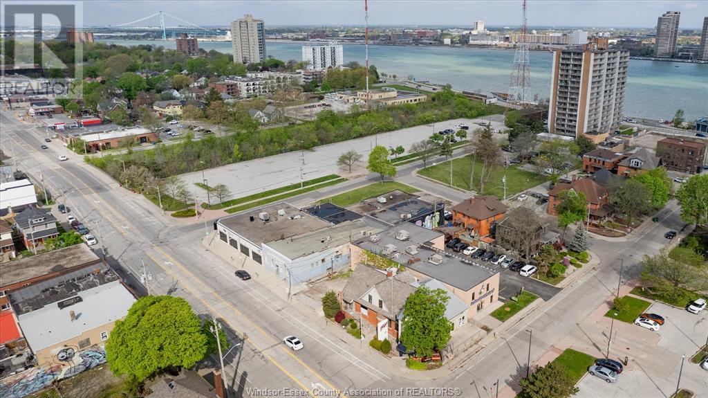 Photo 36 of 620 University Avenue West, Windsor ON