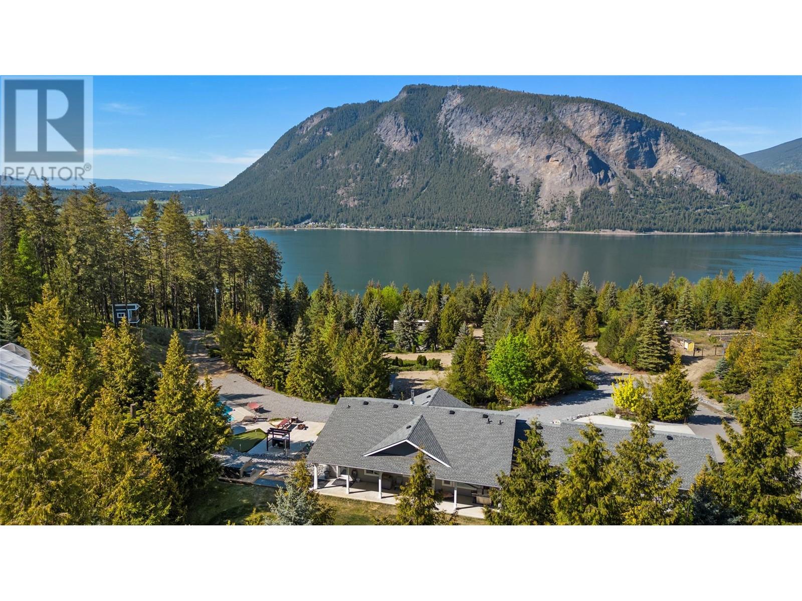  2030 Canoe Beach Drive Northeast, Salmon Arm