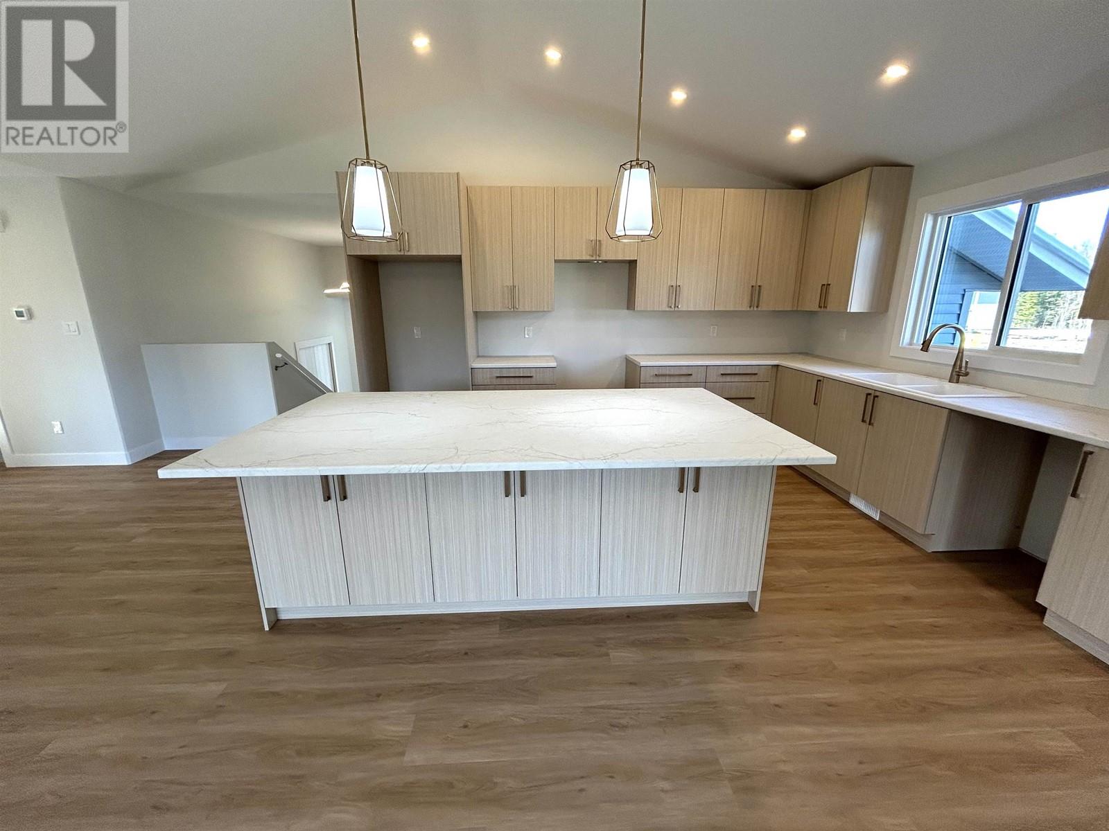 5223 BREANNA AVENUE, Prince George