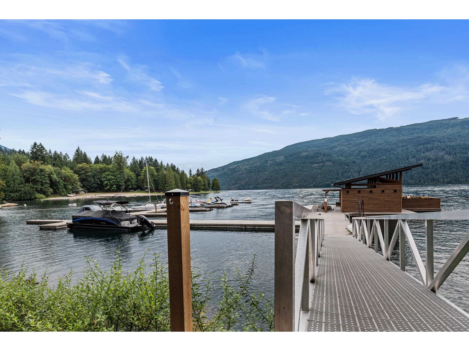 102 3175 COLUMBIA VALLEY ROAD, Cultus Lake North, Cultus Lake