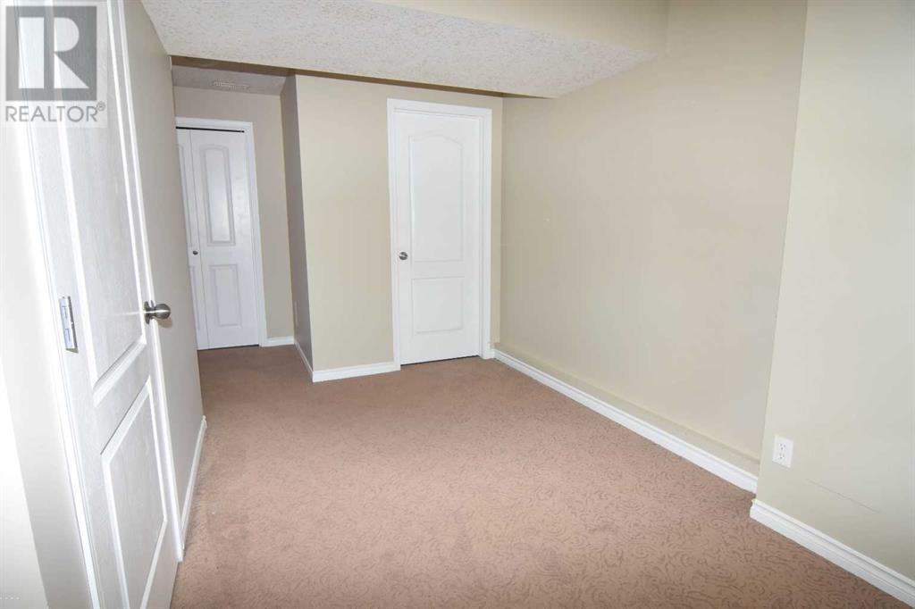Single Family House for Sale in   Tarawood Lane NE Taradale Calgary 