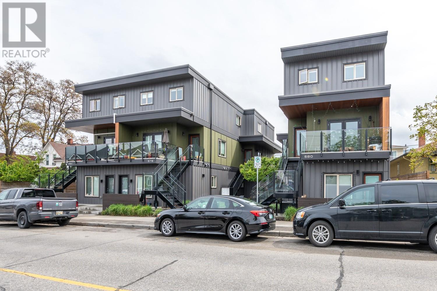 ELLIS Street, Penticton