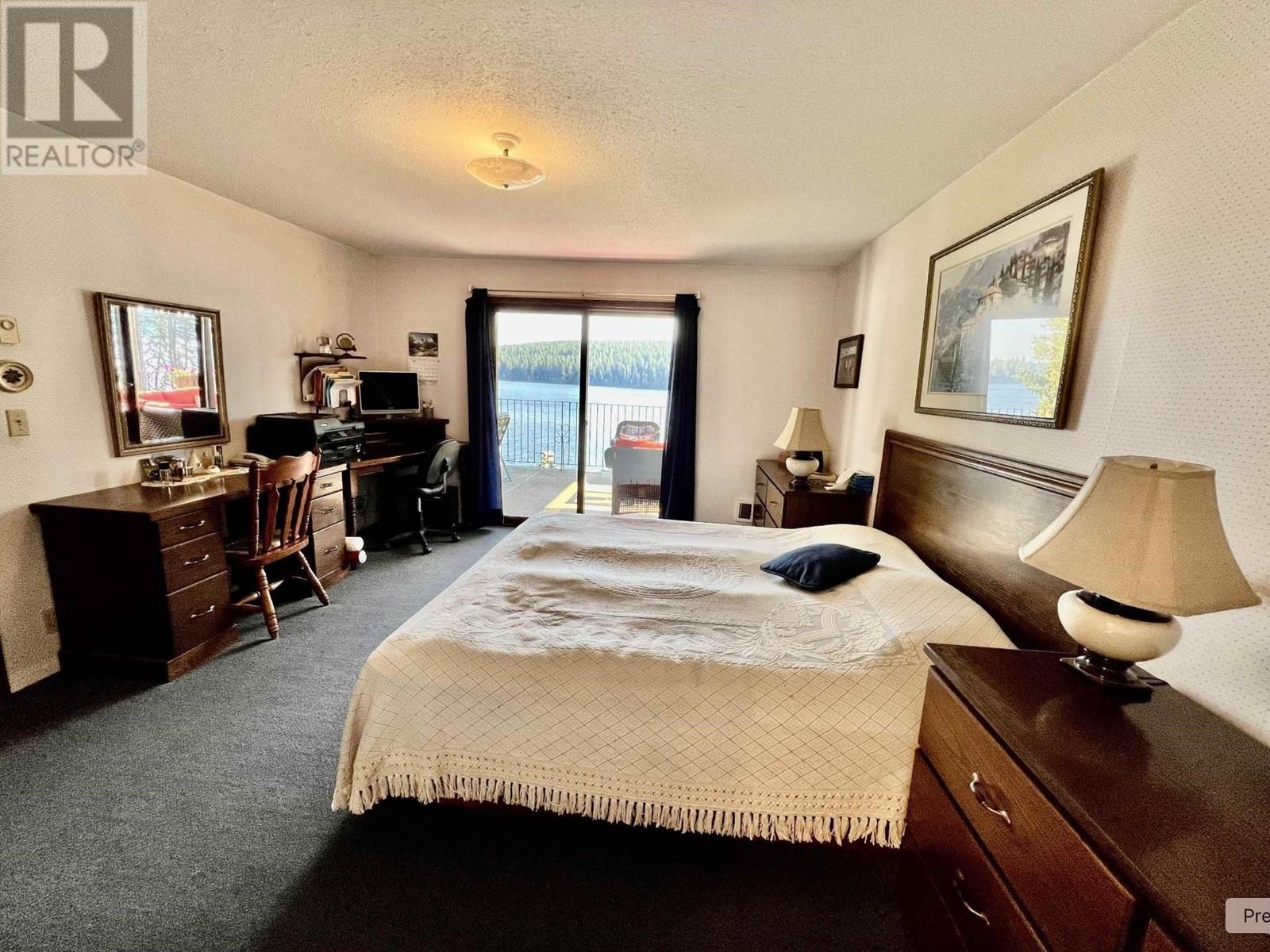 5790 TIMOTHY LAKE ROAD, Lac La Hache