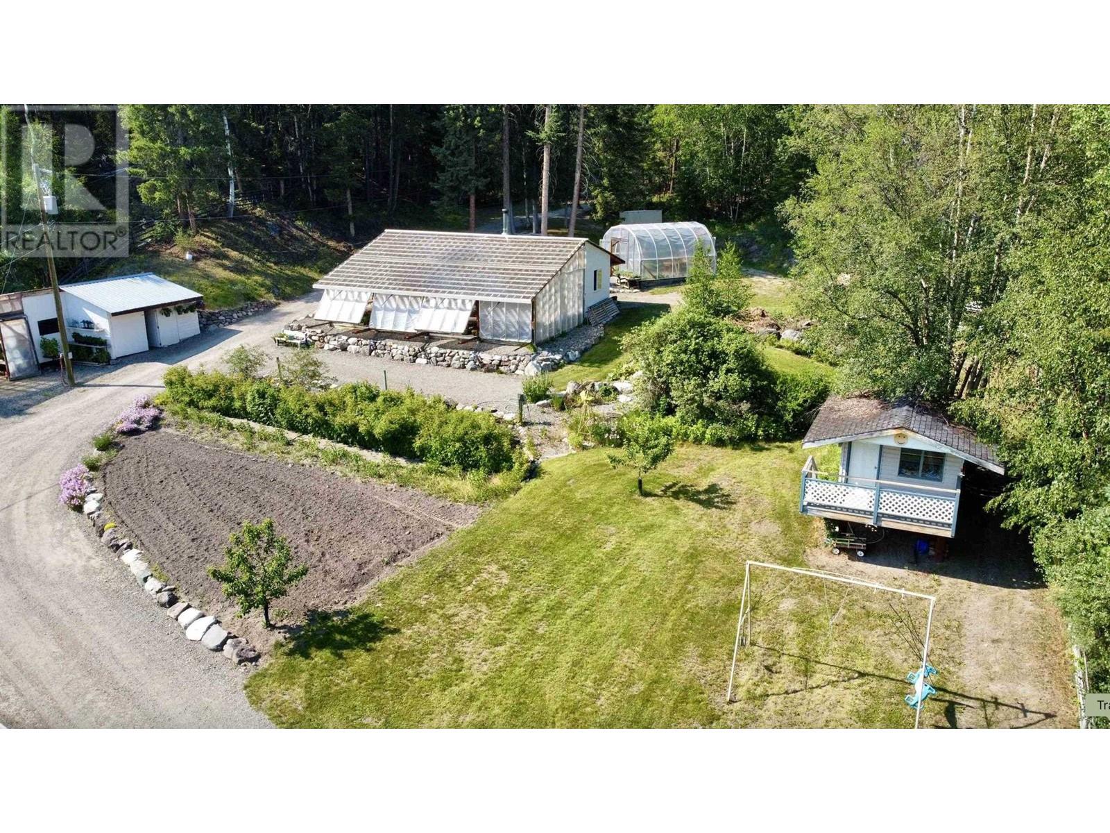 5790 TIMOTHY LAKE ROAD, Lac La Hache