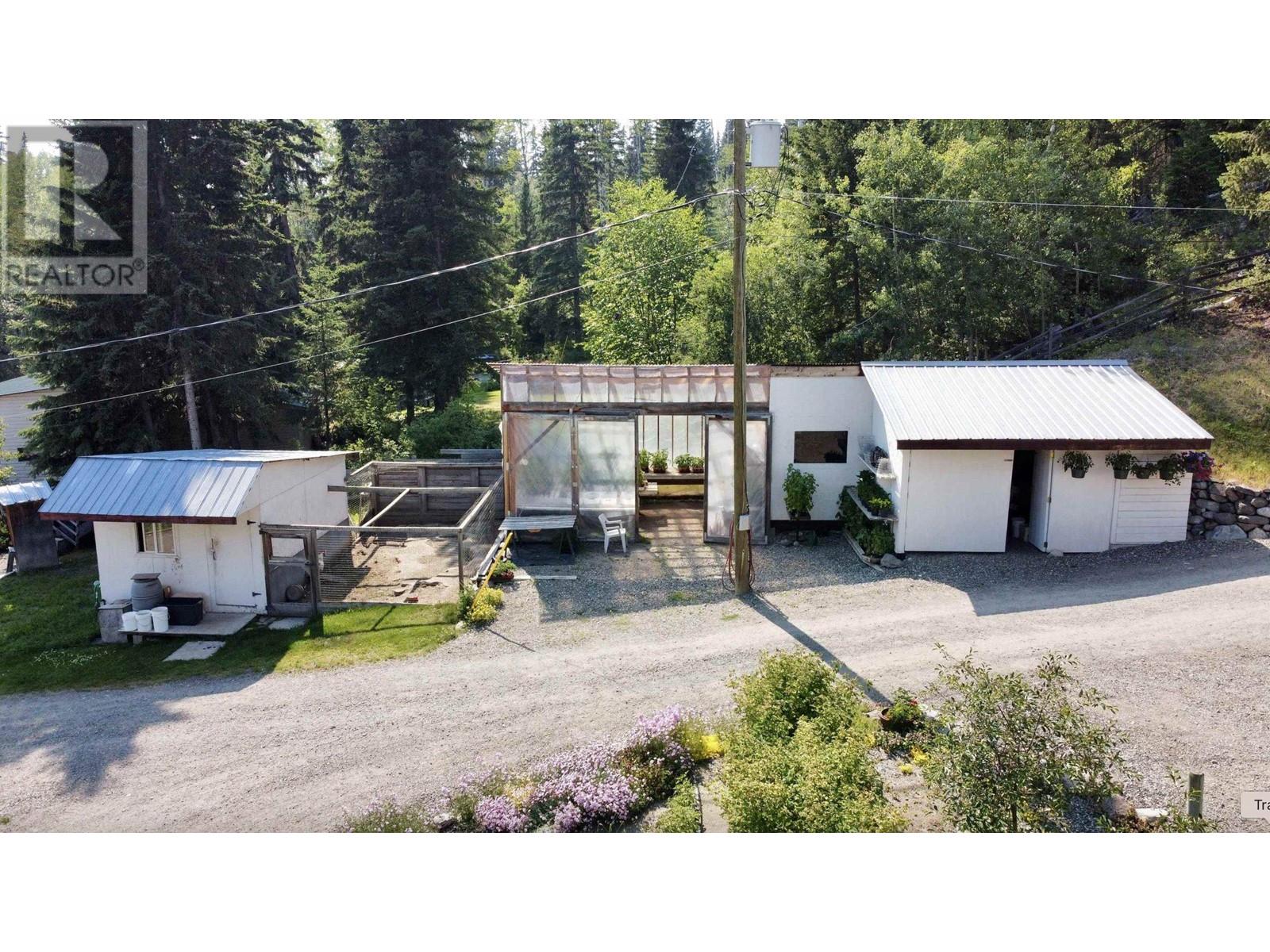 5790 TIMOTHY LAKE ROAD, Lac La Hache