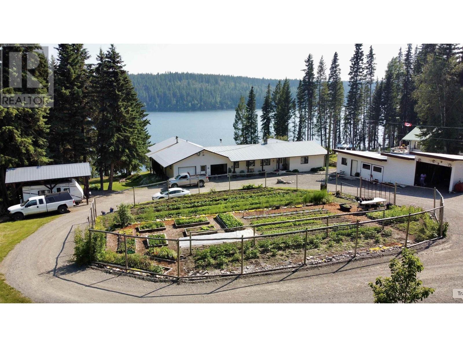 5790 TIMOTHY LAKE ROAD, Lac La Hache