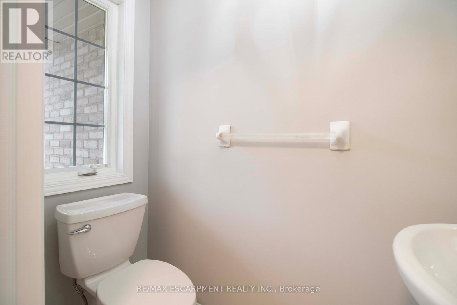 Single Family House for Sale in    SOUTHSIDE PLACE Hamilton (Mountview) 