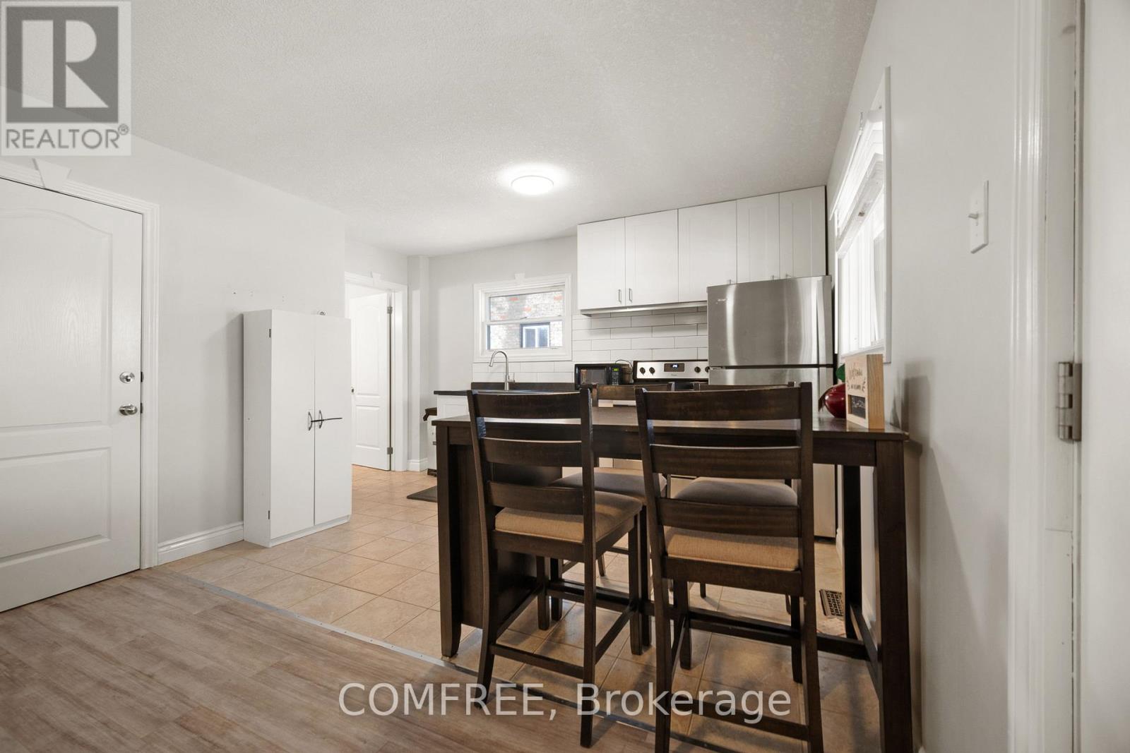 Photo 11 of 190 Rathowen Street, London North ON