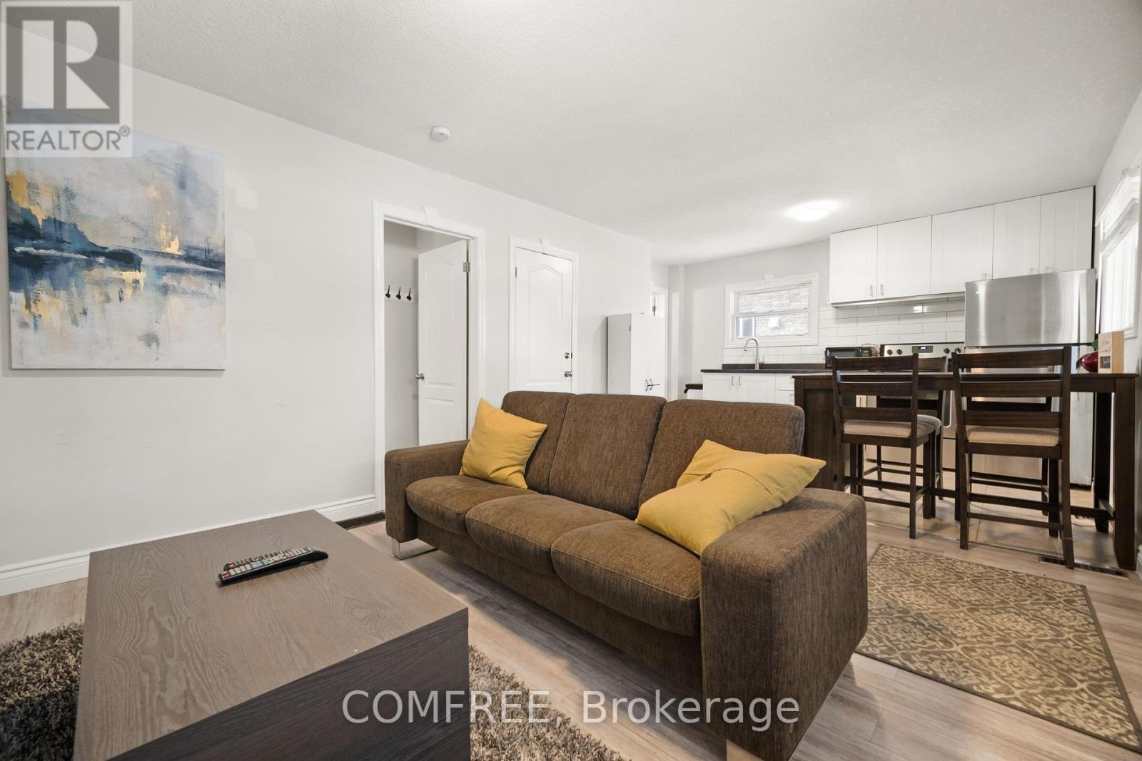 Photo 15 of 190 Rathowen Street, London North ON