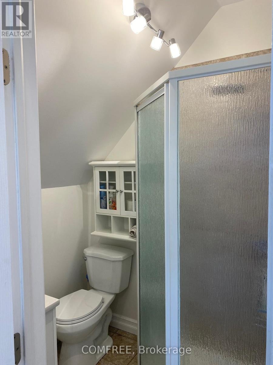 190 RATHOWEN STREET - 20