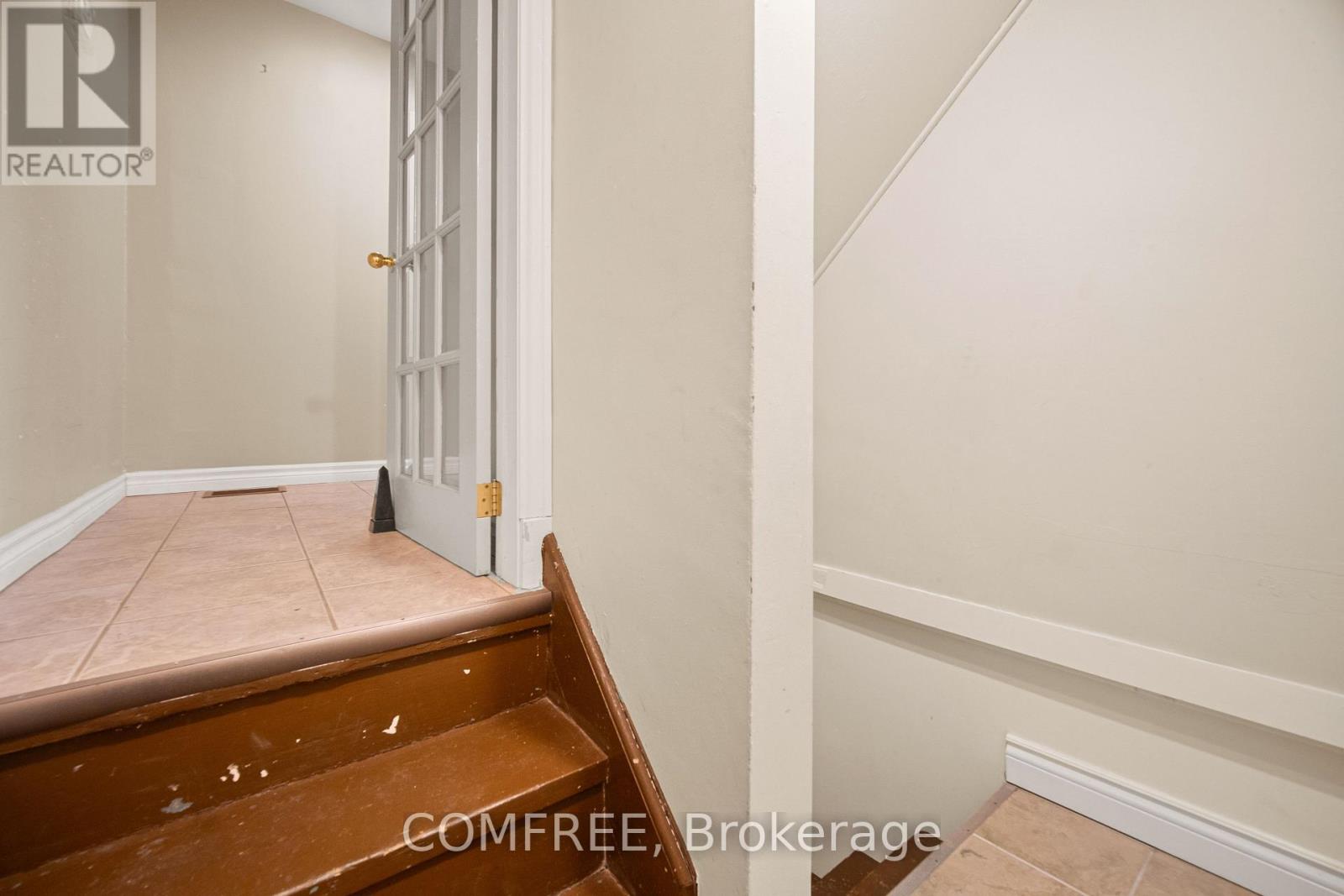 190 RATHOWEN STREET - 5