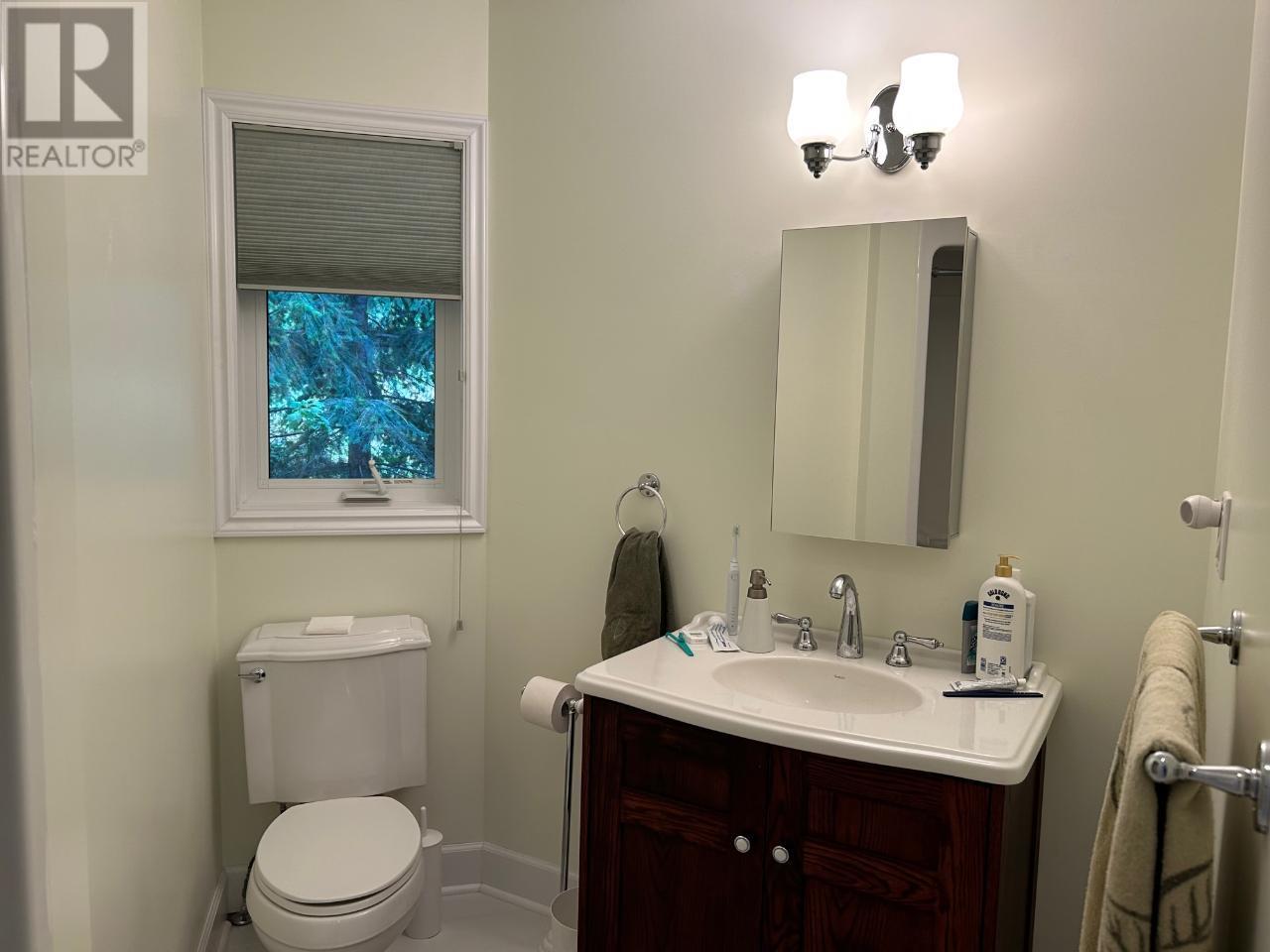 245 Rainbow Ridge Road, Procter