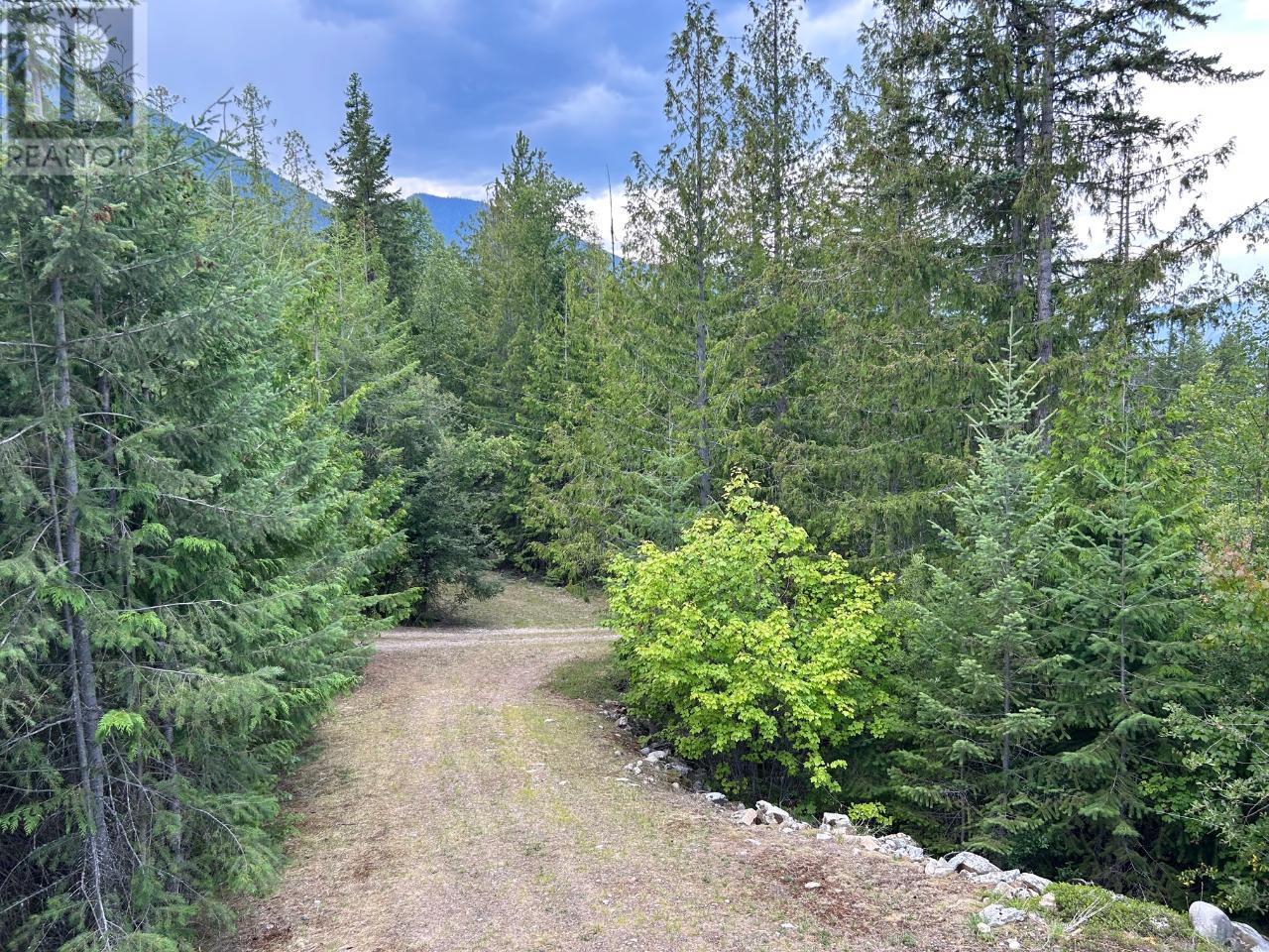 245 Rainbow Ridge Road, Procter