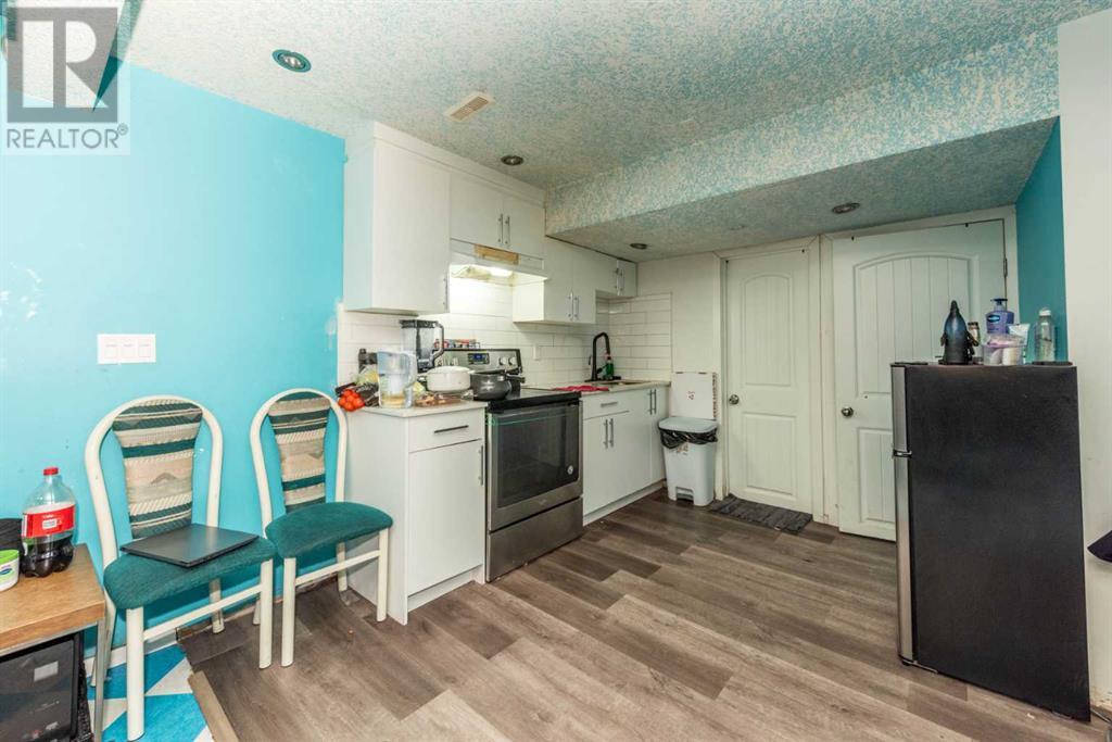 Single Family House for Sale in   Street Castleridge Calgary 