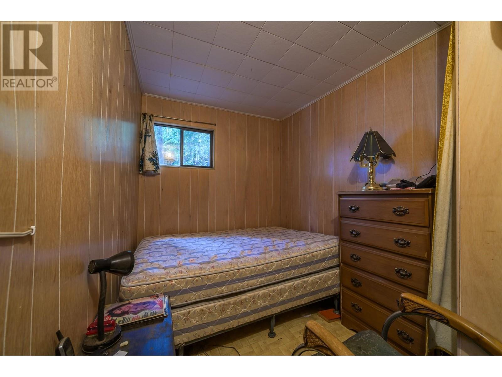 5319 EAST BARRIERE LAKE FS Road, Barriere