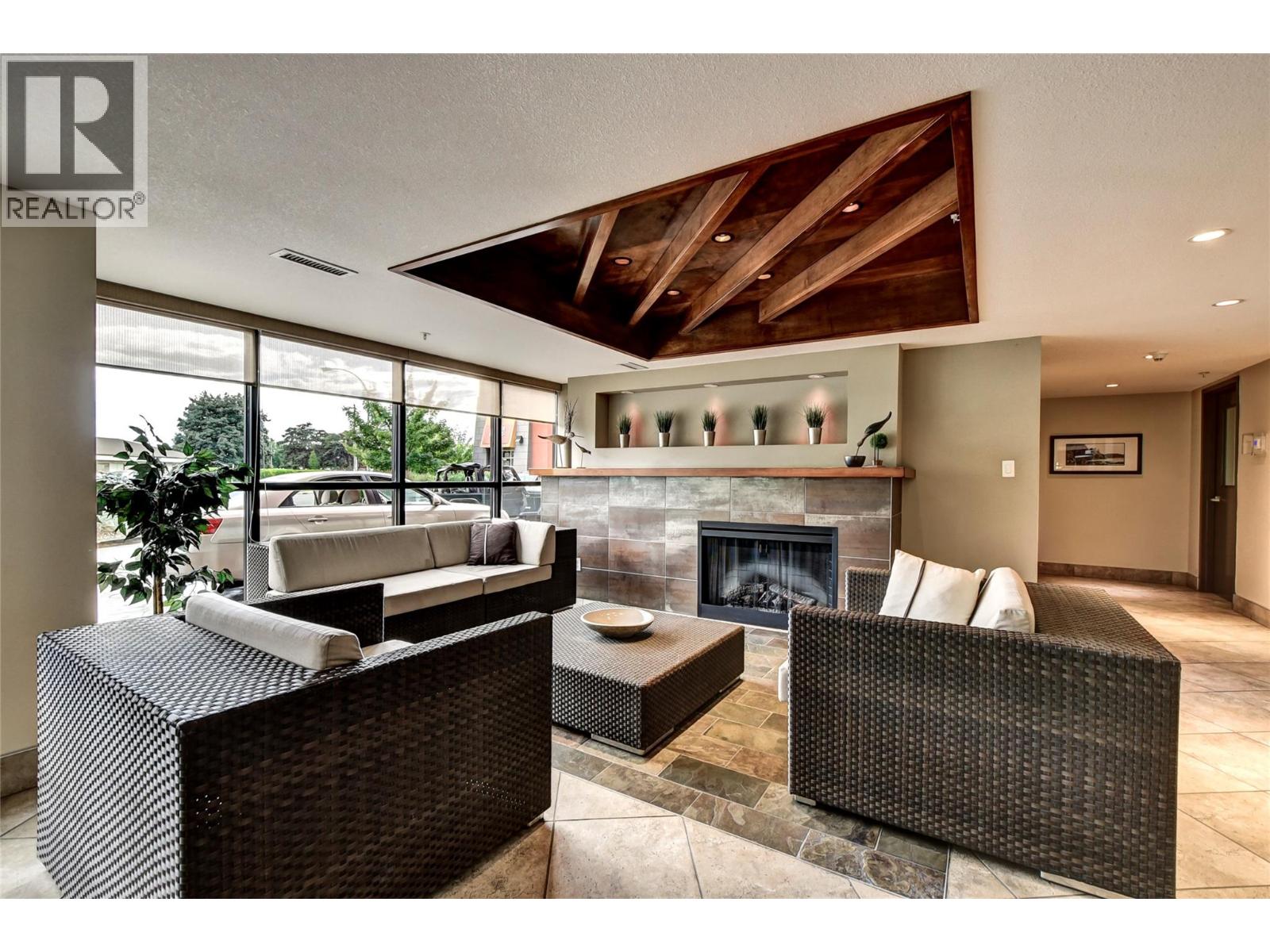 414 654 Cook Road, Kelowna