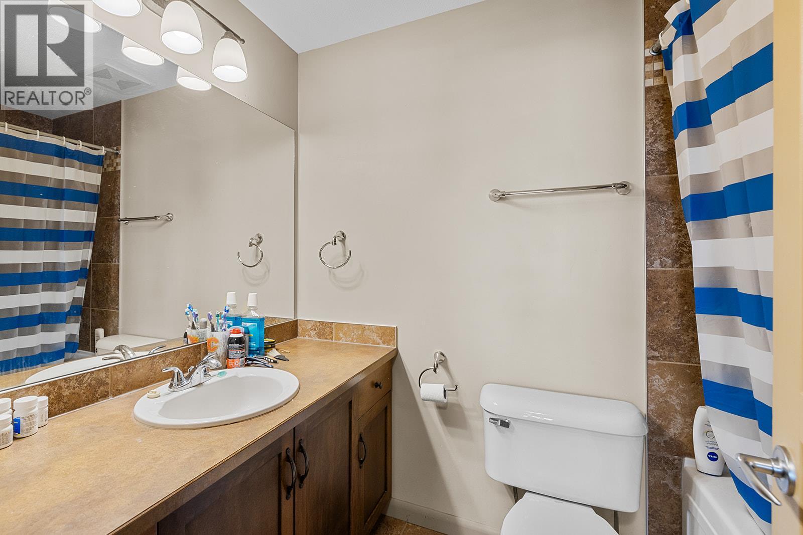 414 654 Cook Road, Kelowna