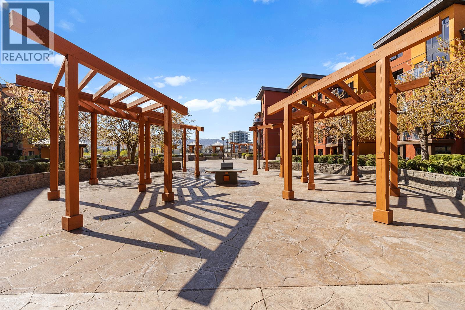 414 654 Cook Road, Kelowna
