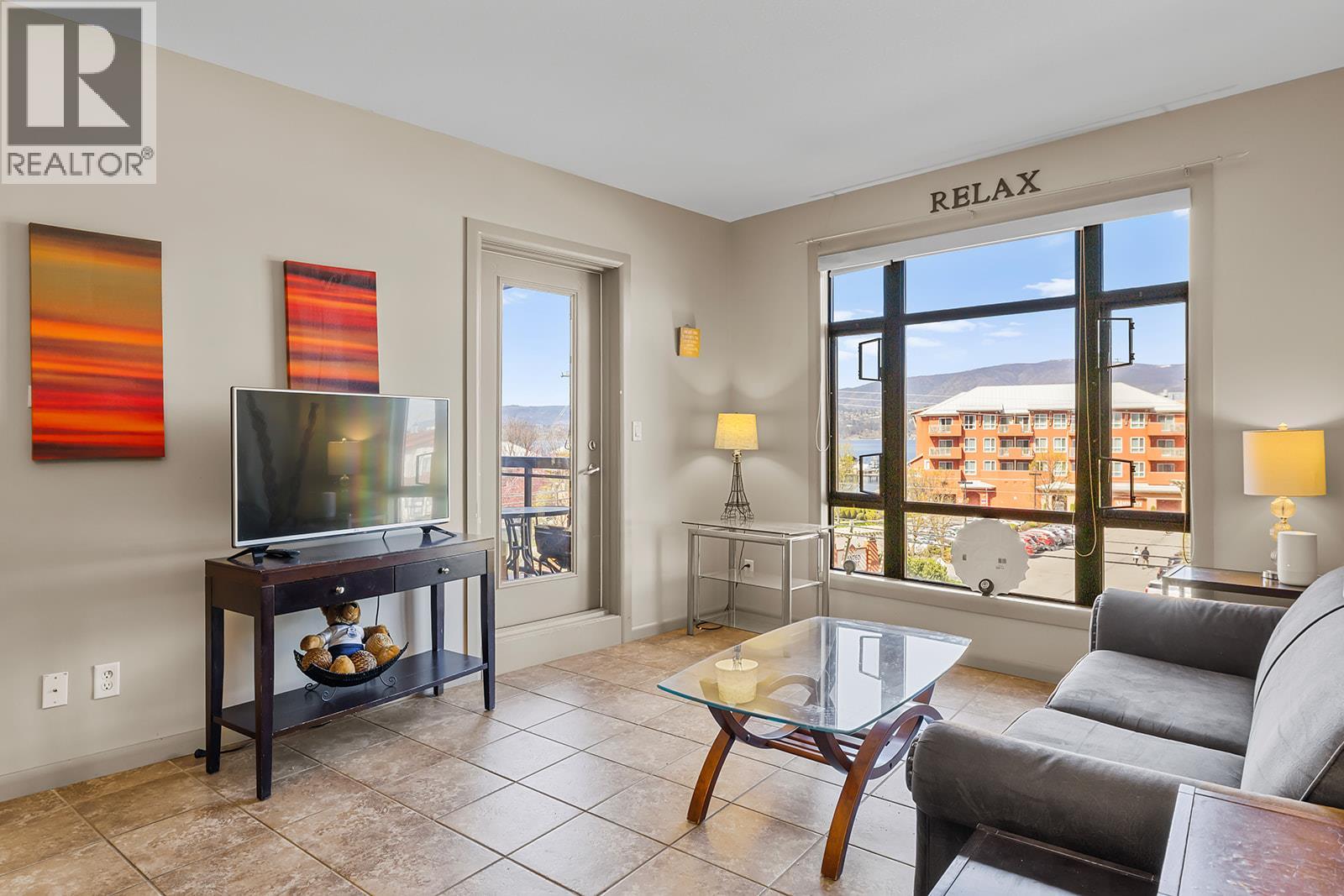 414 654 Cook Road, Kelowna