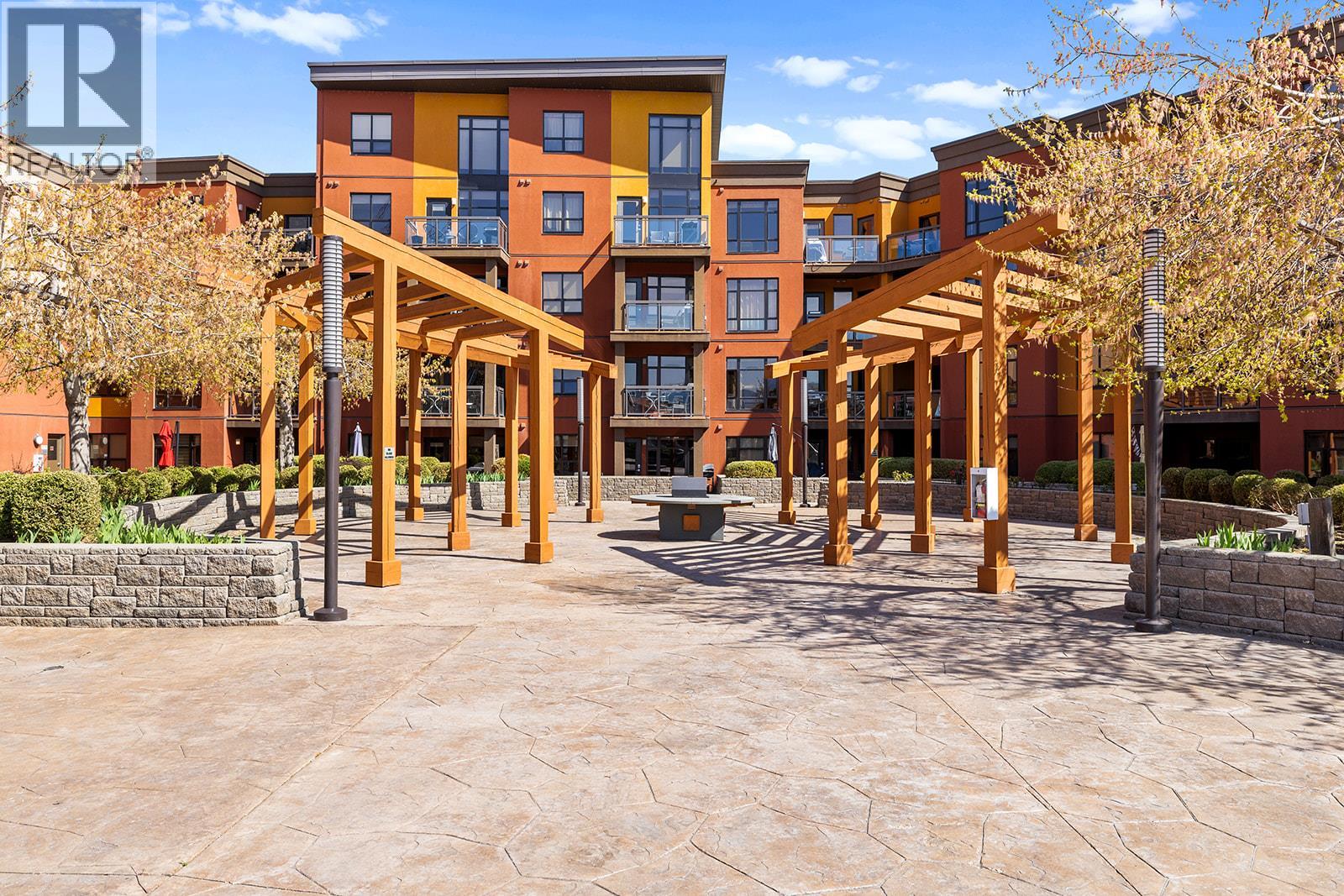 414 654 Cook Road, Kelowna