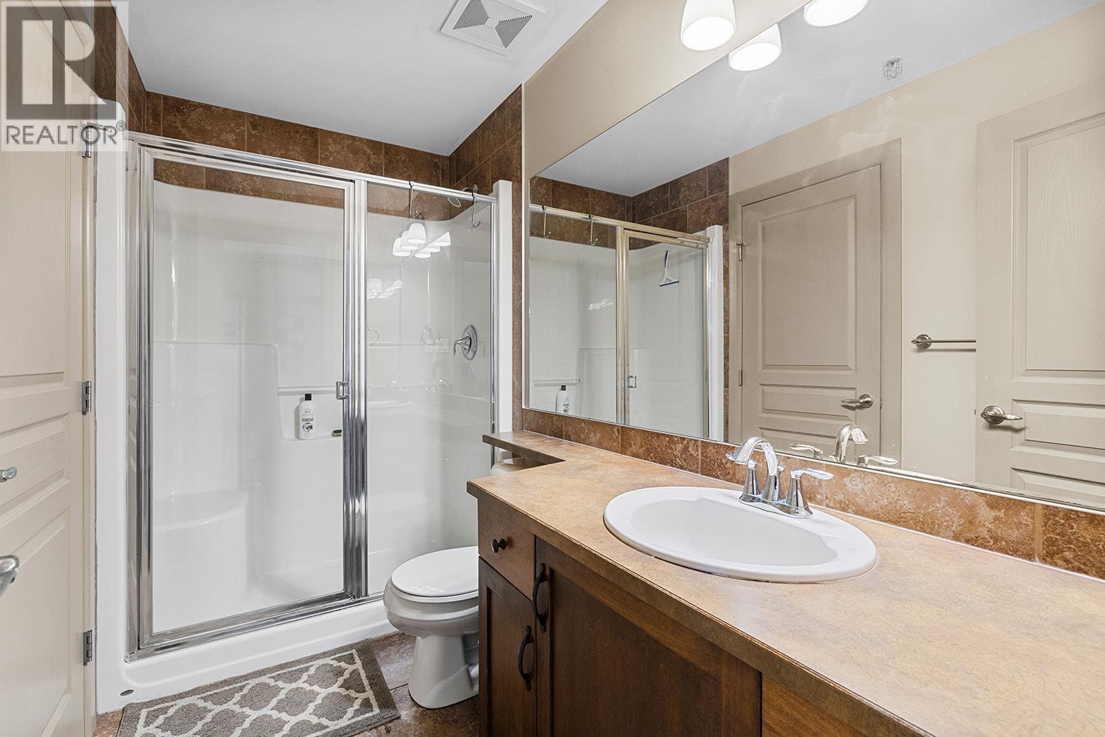 414 654 Cook Road, Kelowna