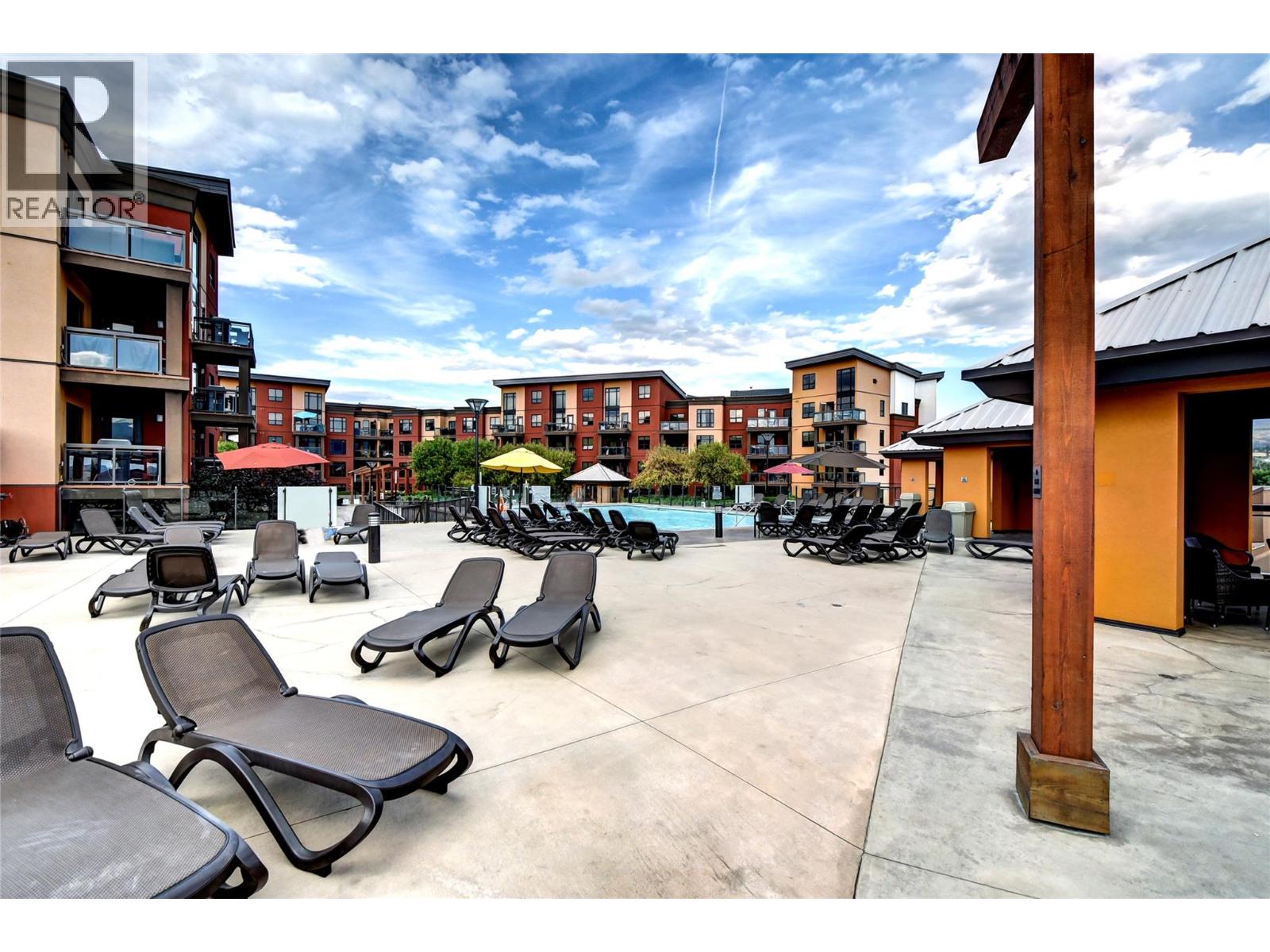 414 654 Cook Road, Kelowna