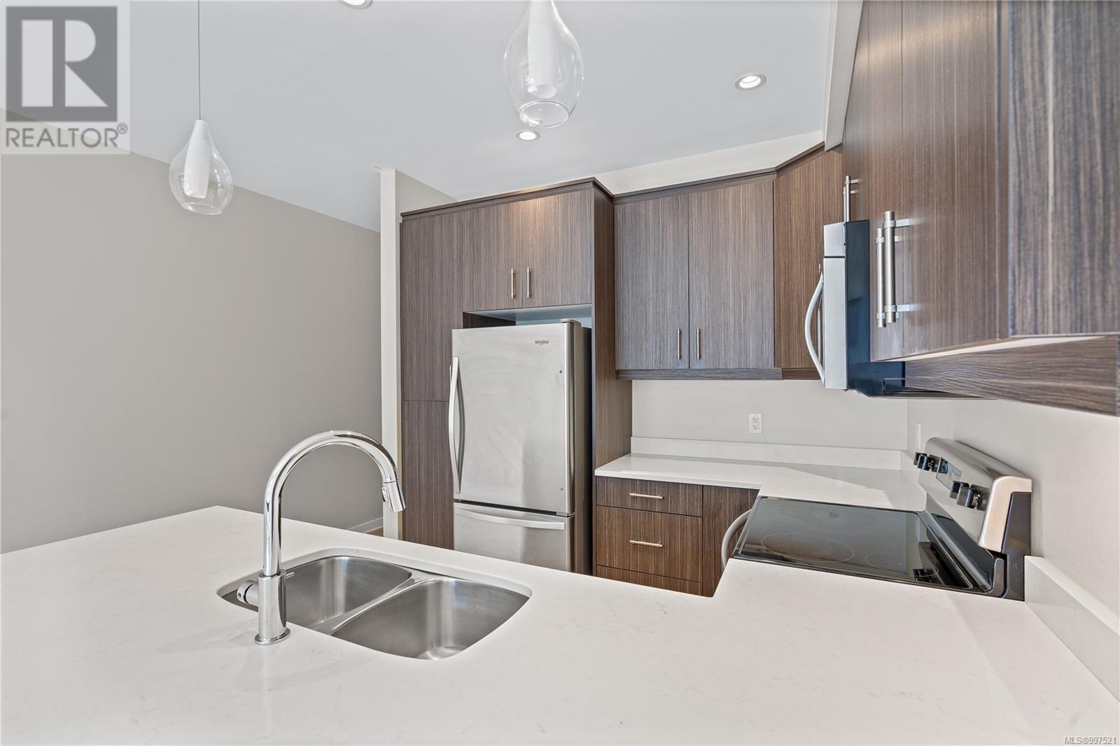  3386 Vision Way, Langford