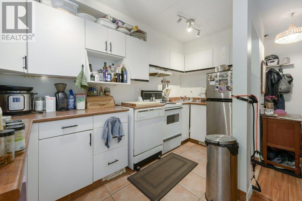 232 711 E 6TH AVENUE, Vancouver