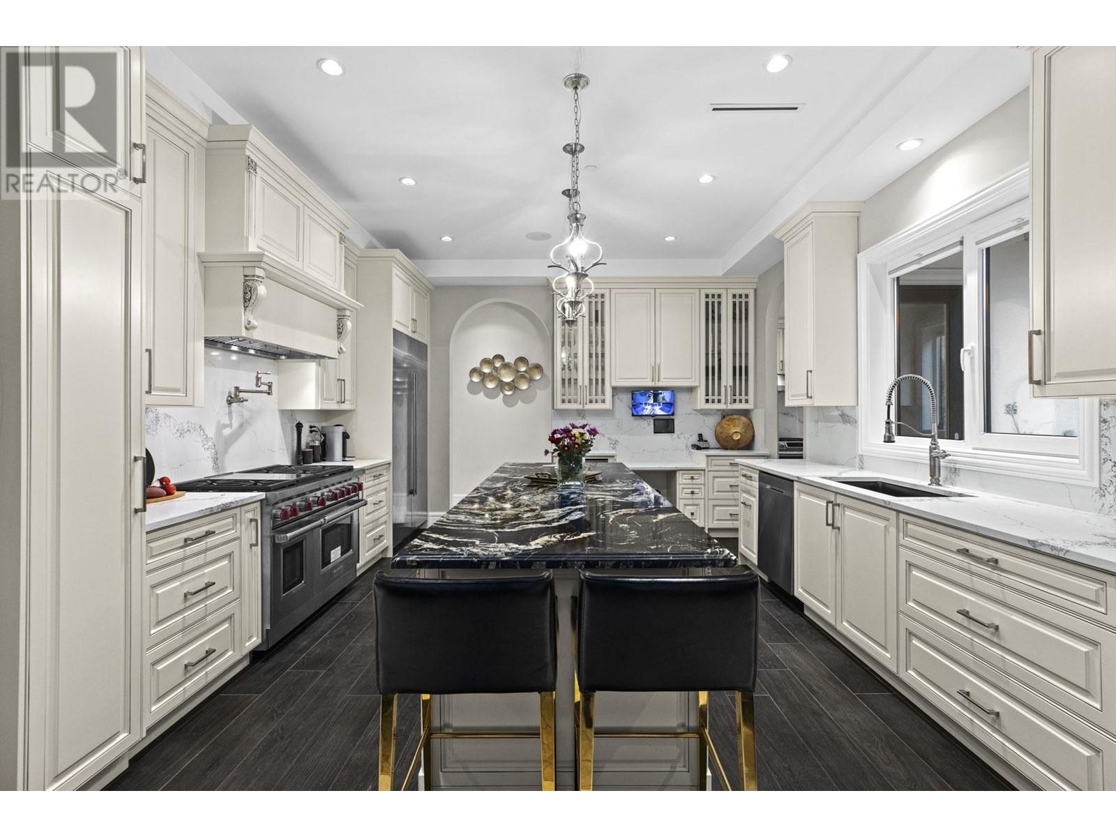 1198 OTTABURN ROAD, West Vancouver