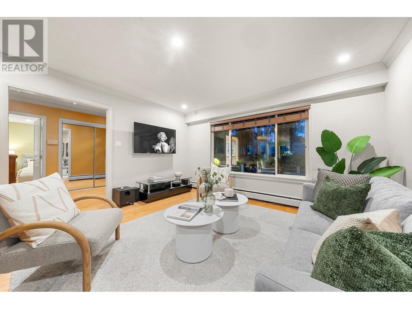 1264 W 21ST STREET, North Vancouver real estate listing R2998152