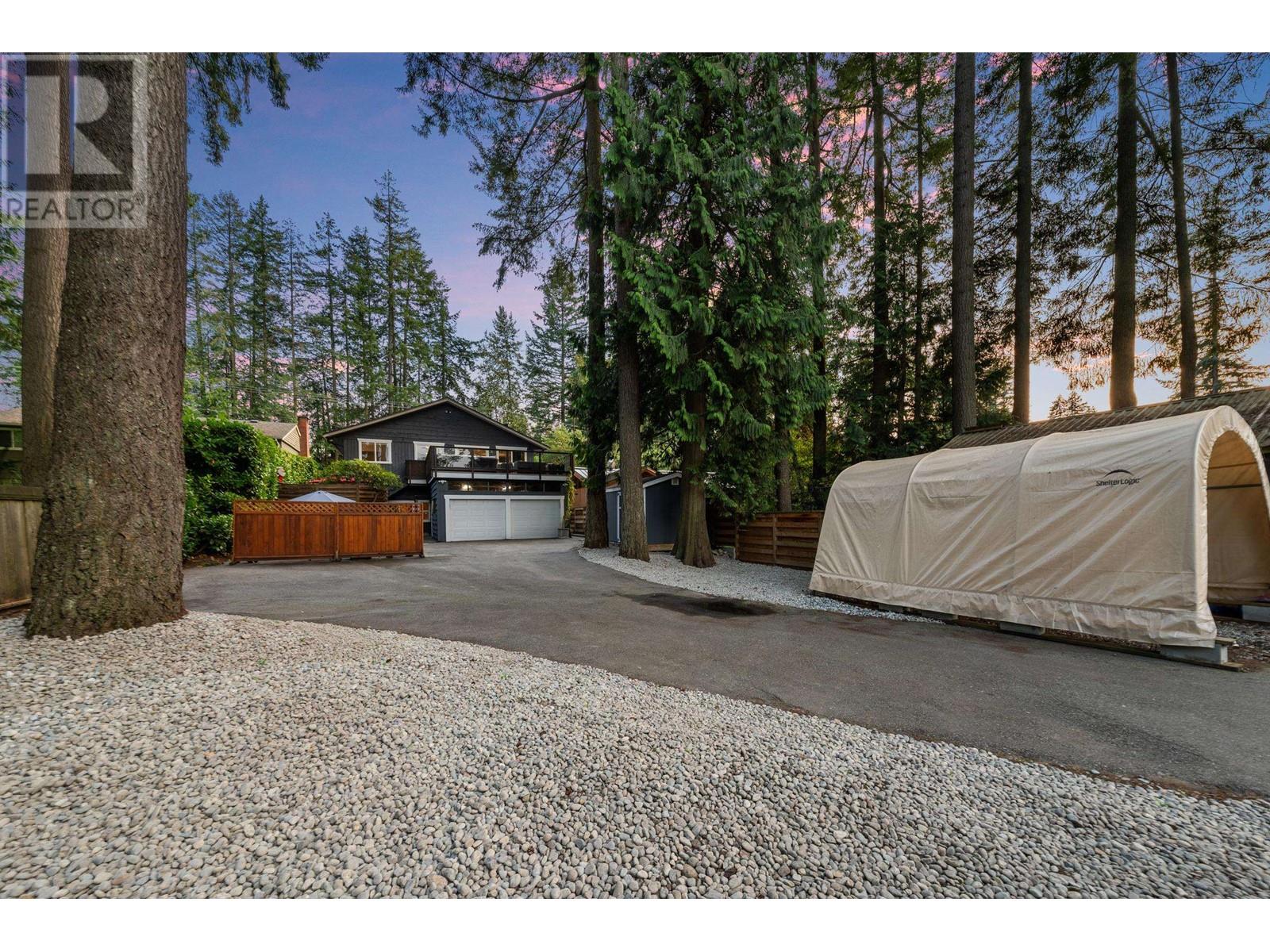 1264 W 21ST STREET, North Vancouver real estate listing R2998152