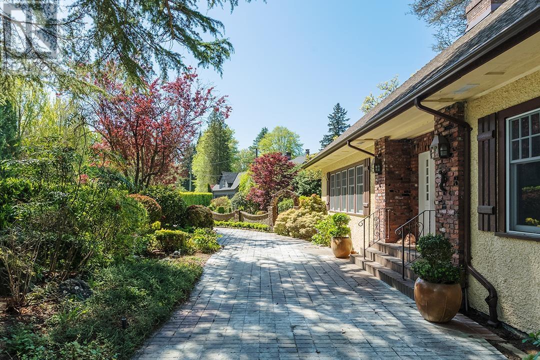 Photo 24 of 3439 Cedar Crescent, Vancouver BC