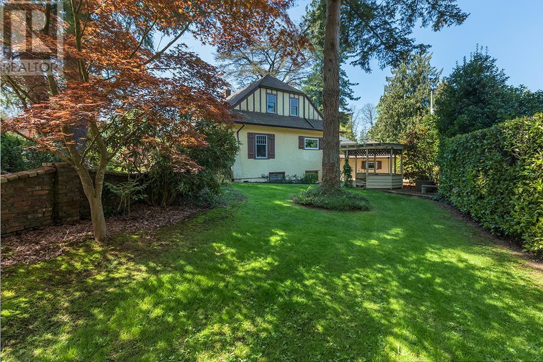 Photo 28 of 3439 Cedar Crescent, Vancouver BC