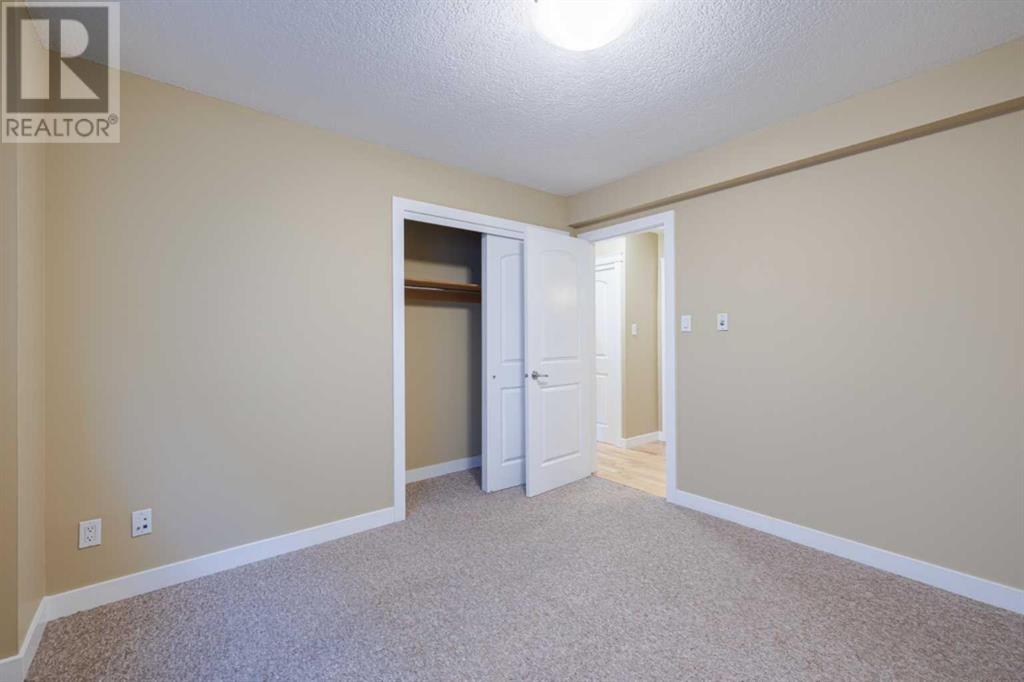 Single Family House Low rise for Sale in    Street SW Lower Mount Royal Calgary 