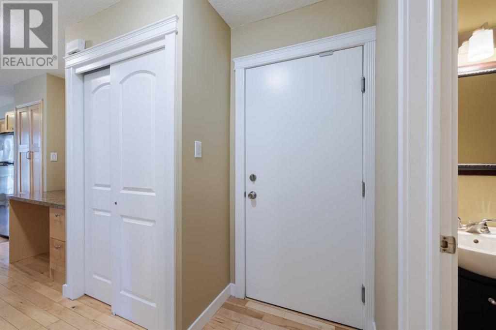 Single Family House Low rise for Sale in    Street SW Lower Mount Royal Calgary 