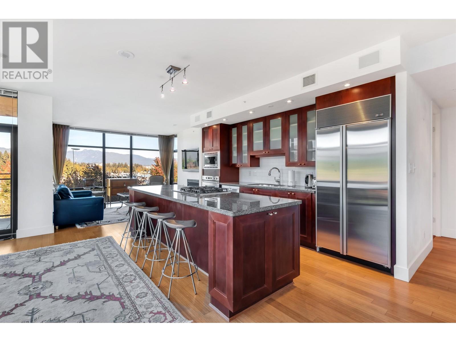 Photo 5 of 500 1863 Alberni Street, Vancouver BC