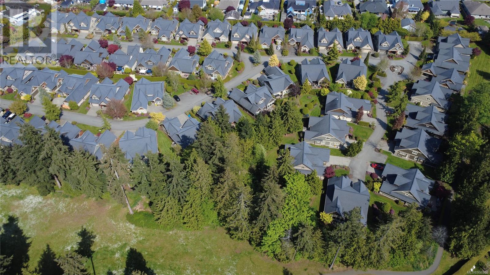 Photo 44 of 532 Eaglewood Crt, Qualicum Beach BC