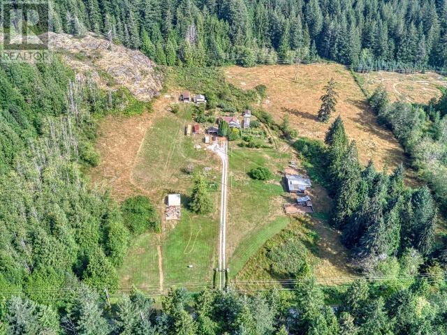 12328 HIGHWAY 101, Powell River