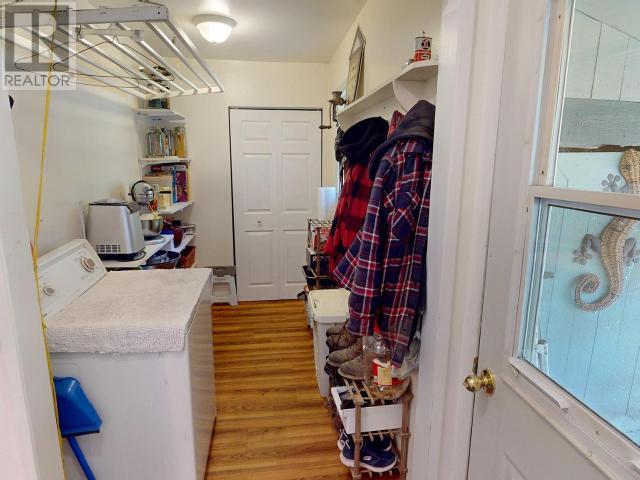 12328 HIGHWAY 101, Powell River