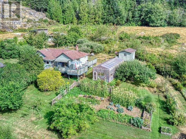 12328 HIGHWAY 101, Powell River