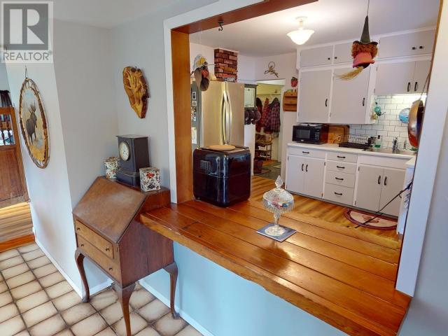12328 HIGHWAY 101, Powell River